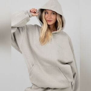 Comfrt Unisex Minimalist Hoodie CEMENT NWOT - M